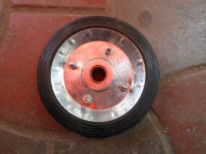 Колесо для садовой тележки
